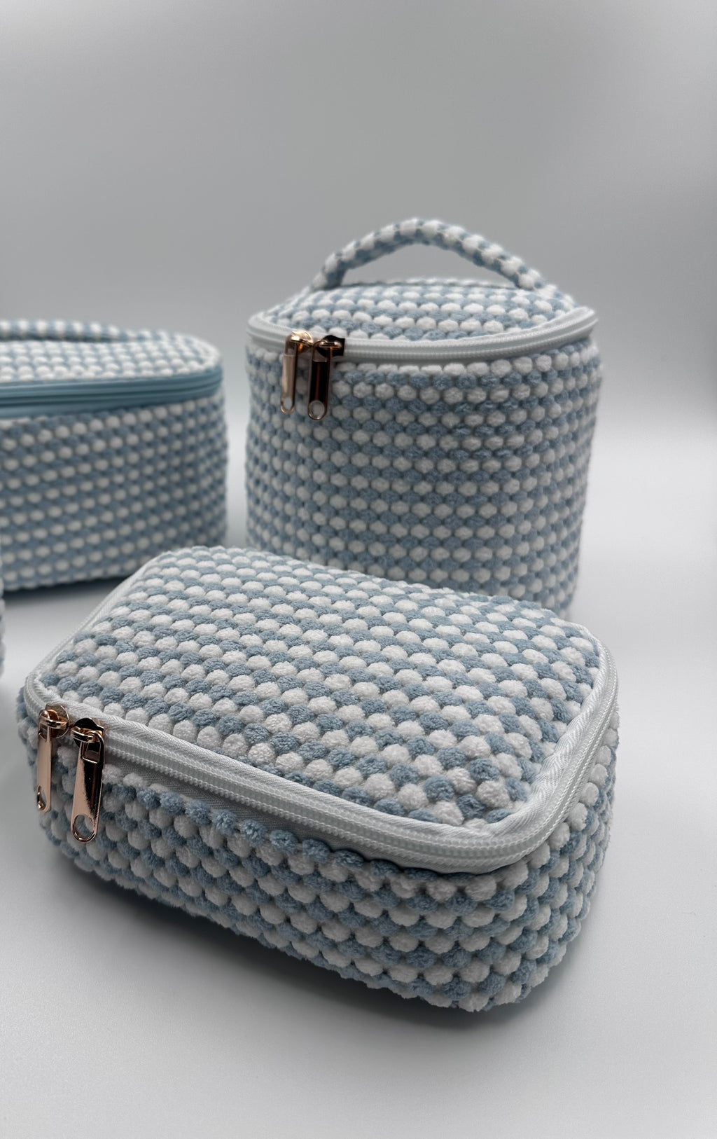 💙🤍 Light Blue & White Makeup Bag Set – 4-Piece Travel Set