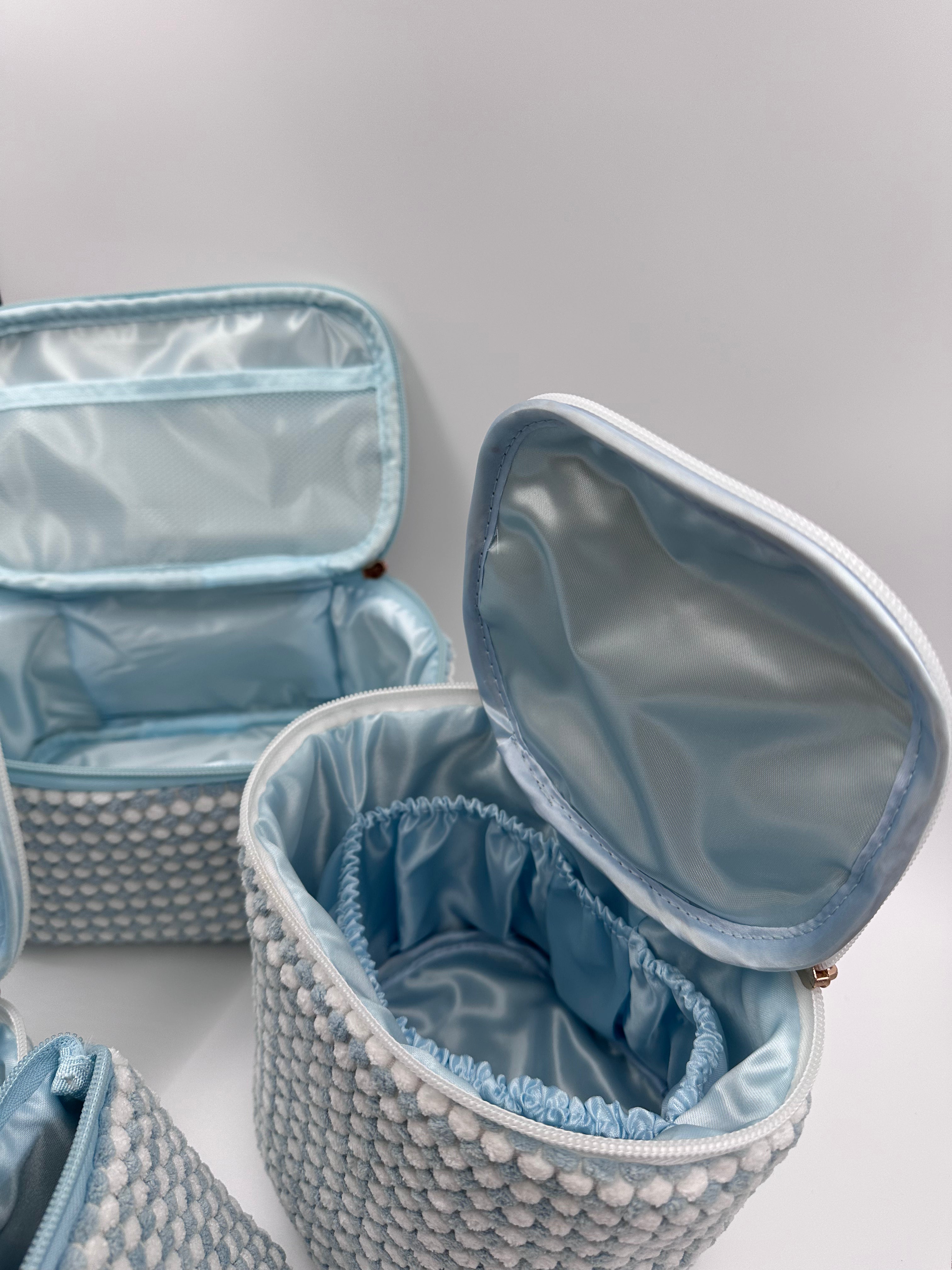 💙🤍 Light Blue & White Makeup Bag Set – 4-Piece Travel Set