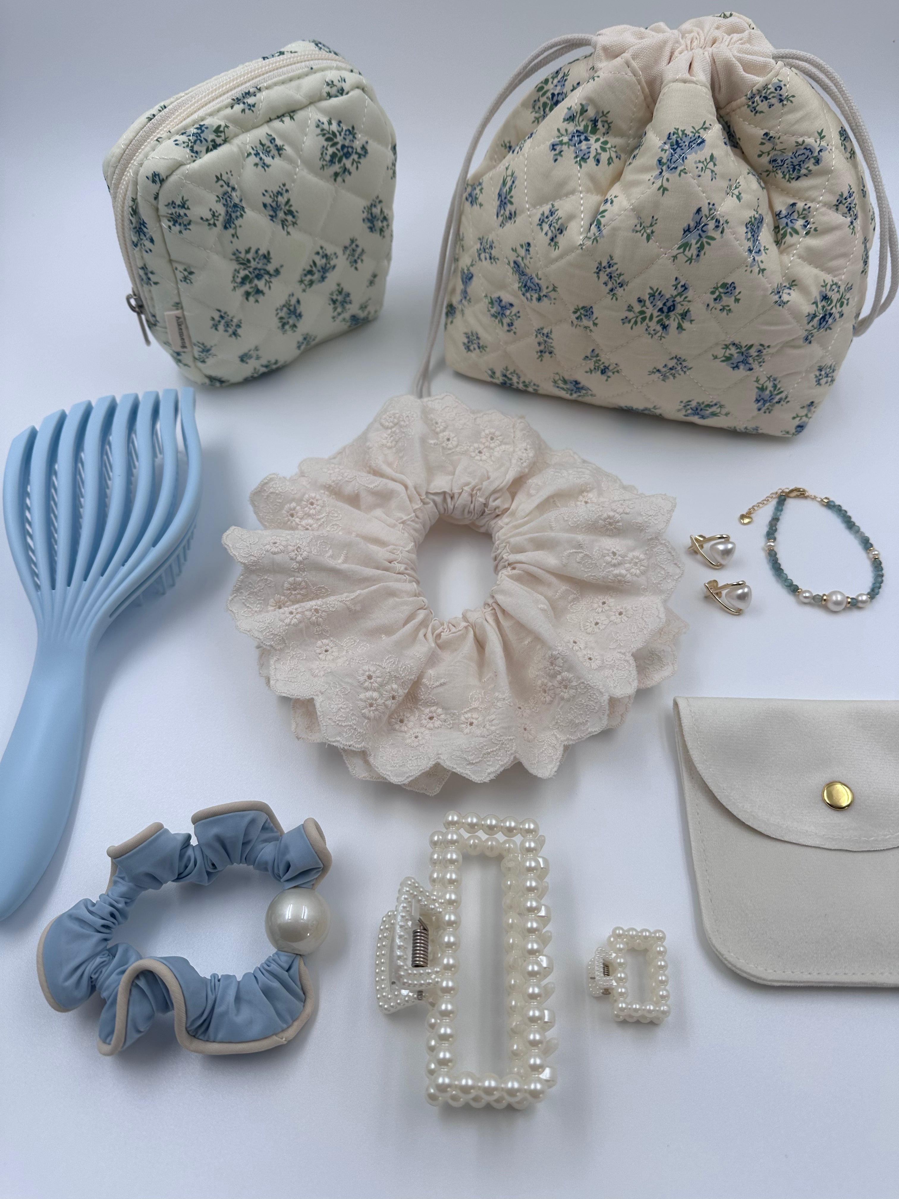 Ivory & Light Blue Floral Beauty & Accessories Gift Set