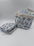 Blue Floral Beauty & Accessories Gift Set