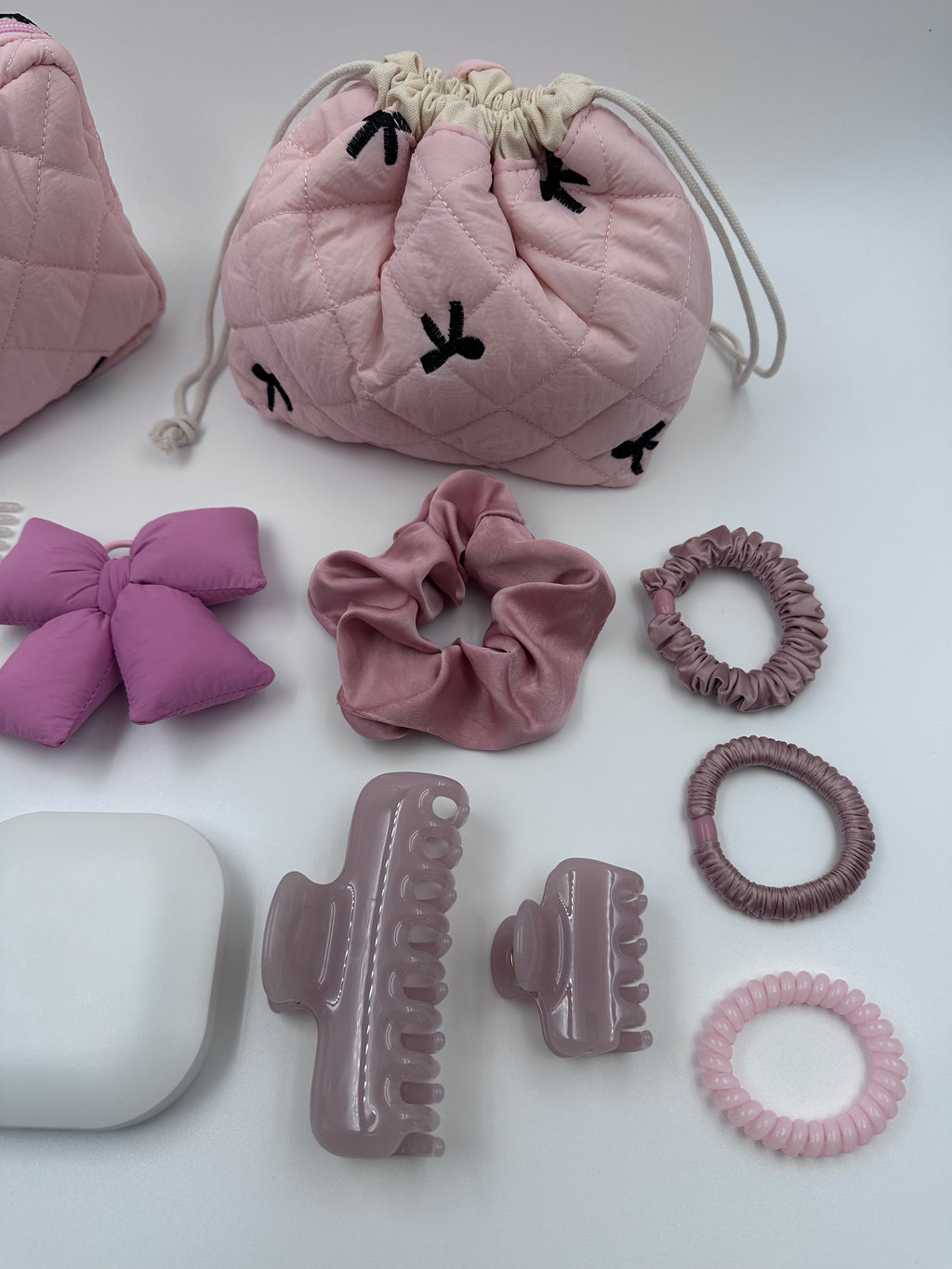 Blush Pink Soft Bow Beauty & Accessories Gift Set 🎀