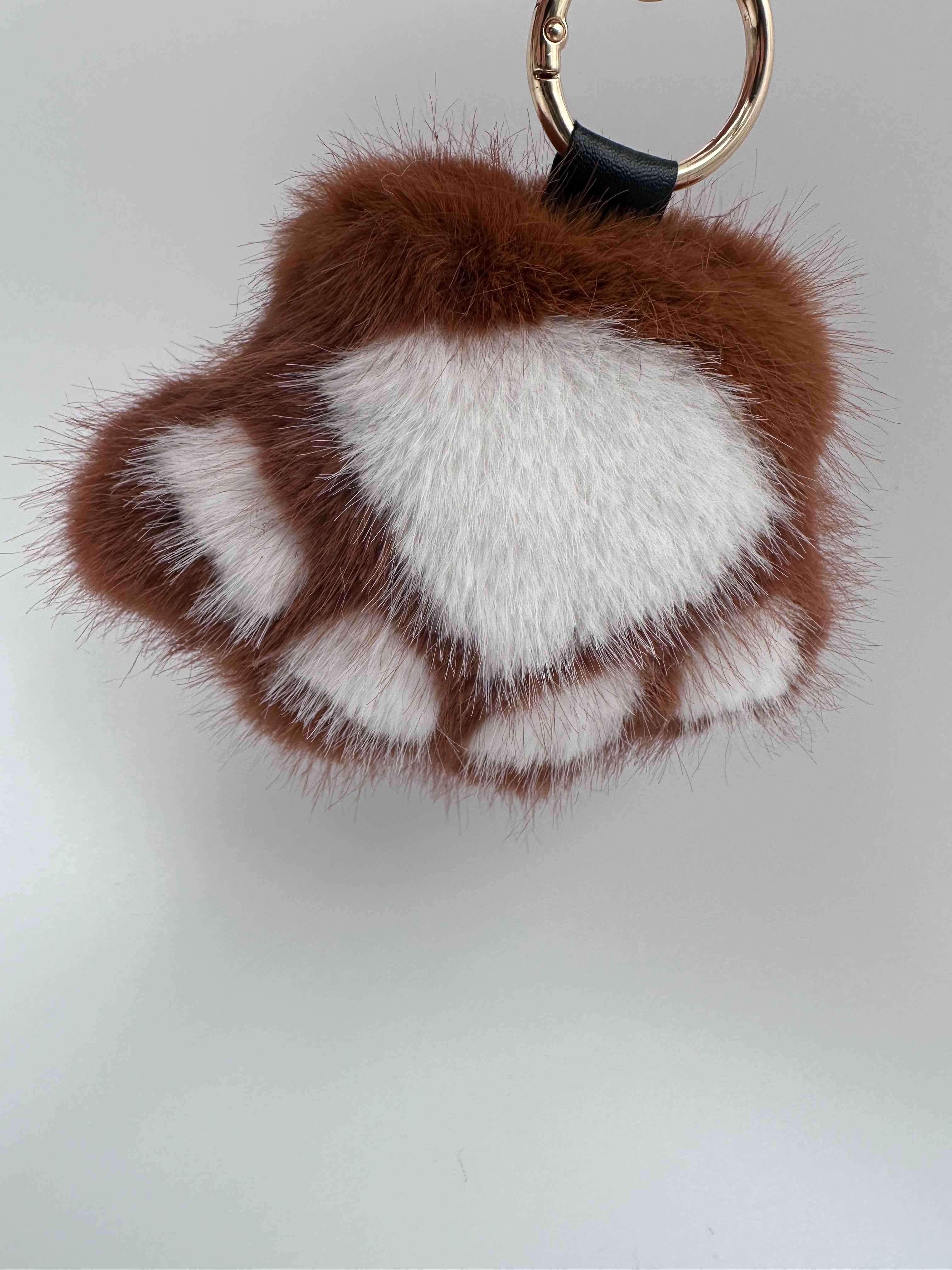 Fluffy Paw Keychain & Bag Charm – Brown & White 🐾🤎