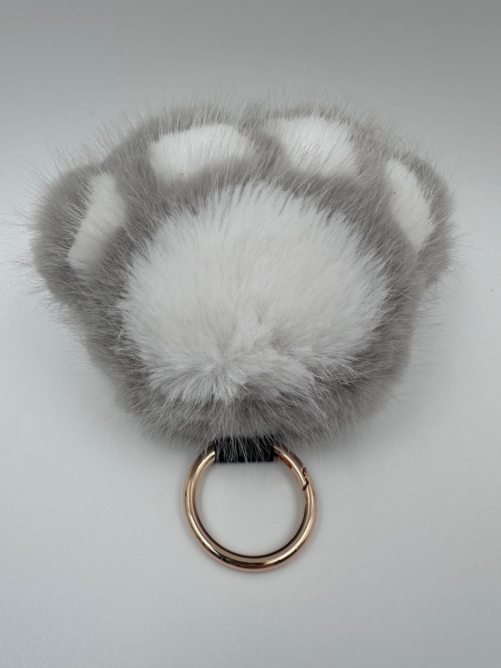 Fluffy Paw Keychain & Bag Charm – Gray & White 🐾🤍