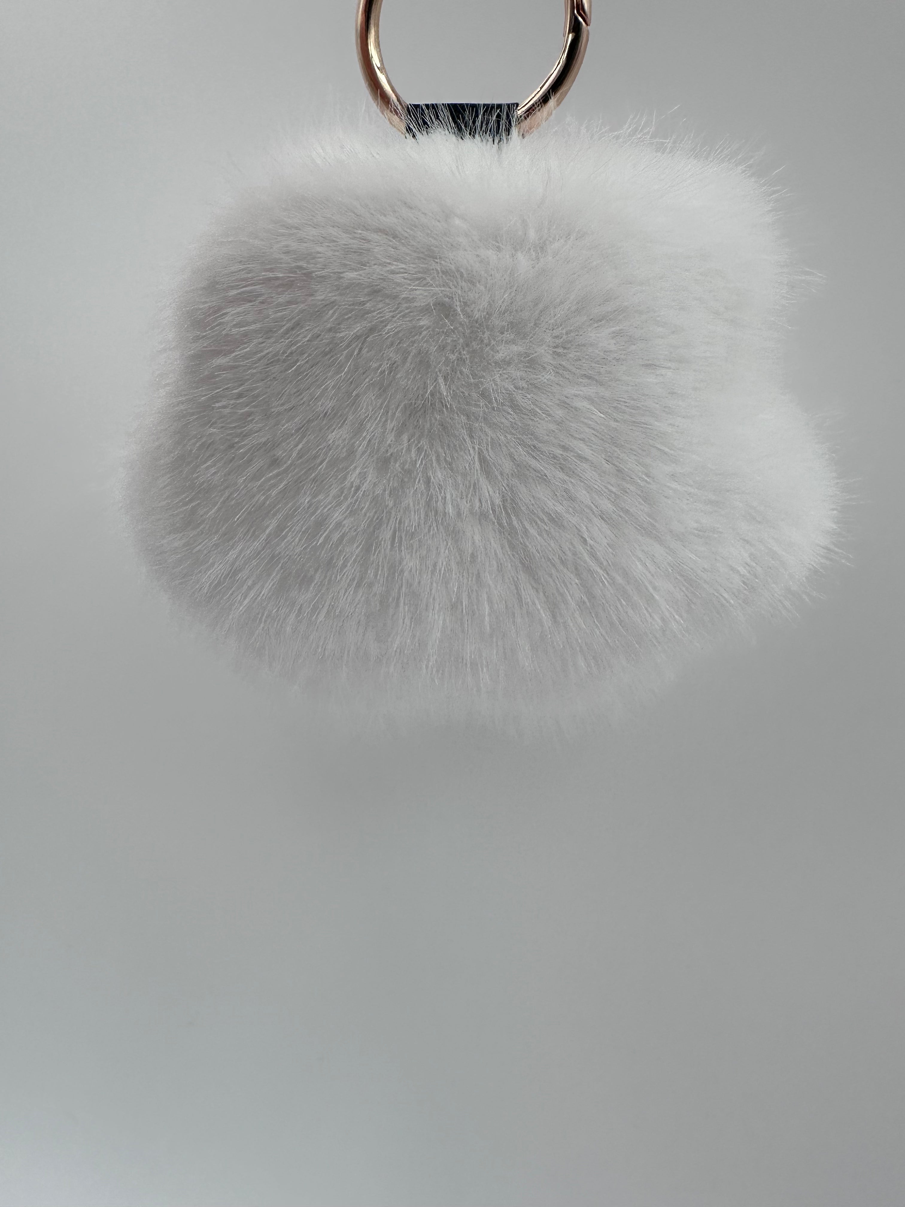 Fluffy Paw Keychain & Bag Charm – White & Pink  🐾🤍💗